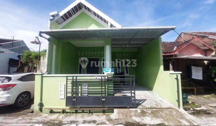 Rumah Bagus Siap Pakai di Telukan Grogol Sukoharjo 1