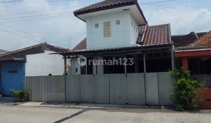 Rumah Strategis Tepi Jalan Ramai Gagaksipat Ngemplak Boyolali  1