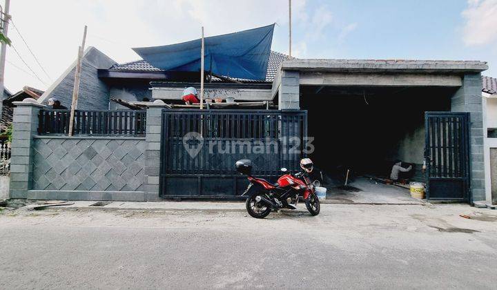 Rumah Baru Mewah Luas 261 M² di Sumber Banjarsari Solo Kota  1