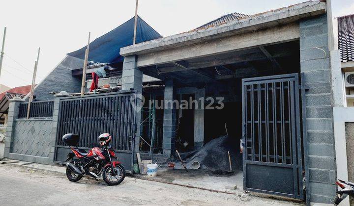 Rumah Baru Mewah Luas 261 M² di Sumber Banjarsari Solo Kota  2