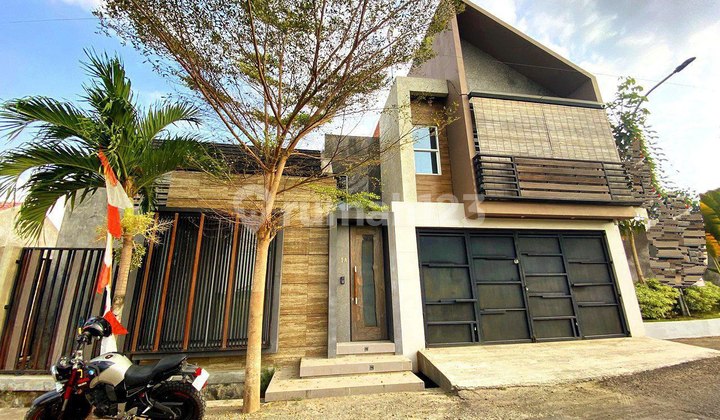 Rumah Hook Cantik Modern Kekinikan Bonus Furnish Di Solobaru (iy) Rumah Hook Cantik Modern Kekinikan Bonus Furnish Di Solobaru (iy)