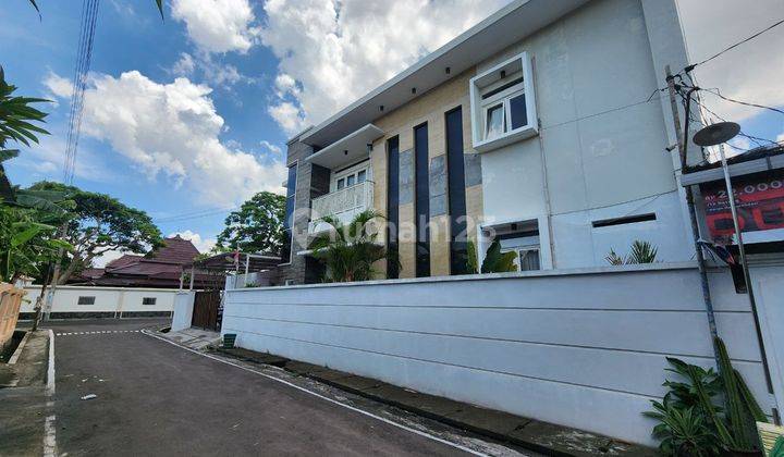 Rumah Mewah Semi Furnish Dan Kolam Renang Di Paulan Colomadu (ed) 2