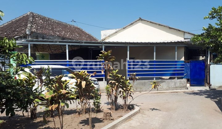 Active Kost for Men near UMD Campus Gumpang Kartasura Sukoharjo. Active Kost for Men near UMD Campus Gumpang Kartasura Sukoharjo.