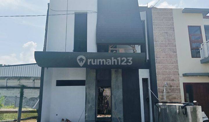 Rumah 2 Lantai Cluster Baru Dekat Kampus Uin Kartasura Sukoharjo 2