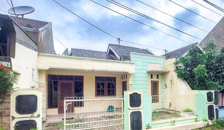 Rumah Luas Dekat Luwes Gentan Baki Sukoharjo 1