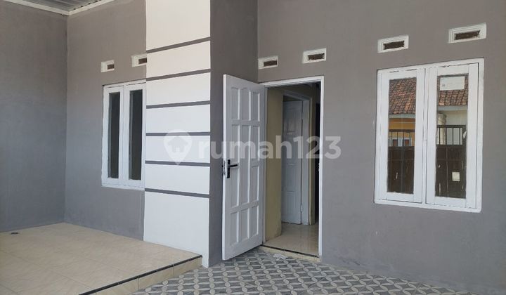 Affordable House Near Solo City Ready to Use 2