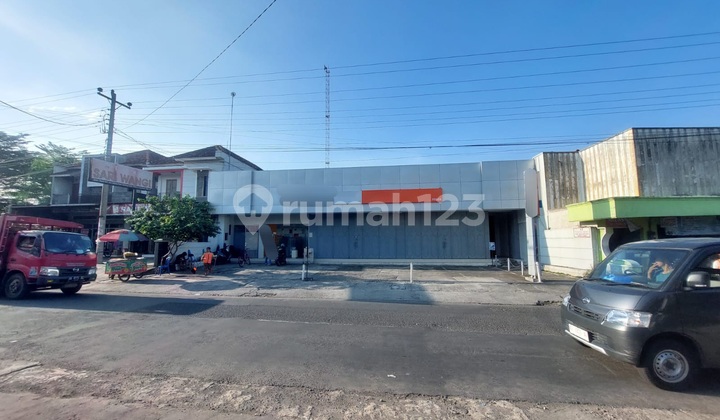 Ruang-usaha Strategis Tepi Jalan Utama Di Sobayan Pedan Klaten