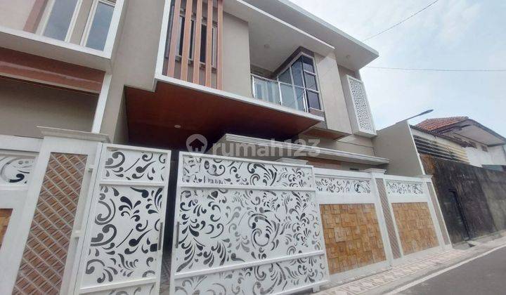 Rumah Baru.cantik Mangkubumen Tengah Kota Solo Siap Pakai  2