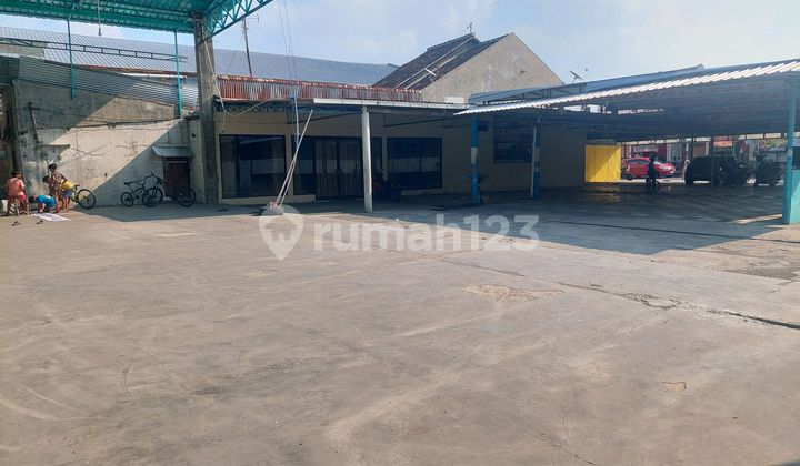Tanah Bonus Bangunan Ruang Usaha Dealer Di Nusukan Solo Kota