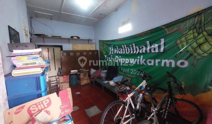 Rumah Hook Dekat Stasiun Mbalapan Di Punggawan Banjarsari Solo 2