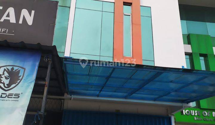 Ruko 3 lantai cocok untuk usaha maupun Office 1