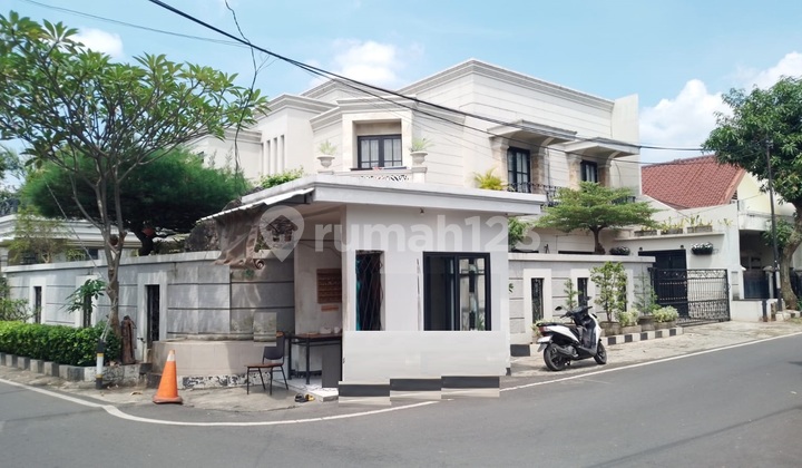 Rumah Bagus, Cantik, Asri, Lokasi strategis dan Bebas Banjir di Pesanggrahan 2