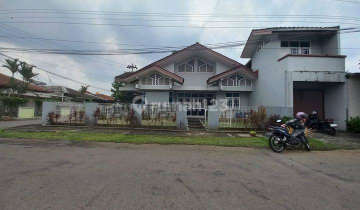 Rumah halaman luas, bebas banjir di Purwokerto. 2