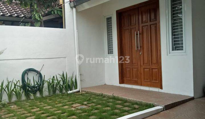 Rumah Mungil, terawat, tenang,siap huni di Bintaro Jaya 5 2