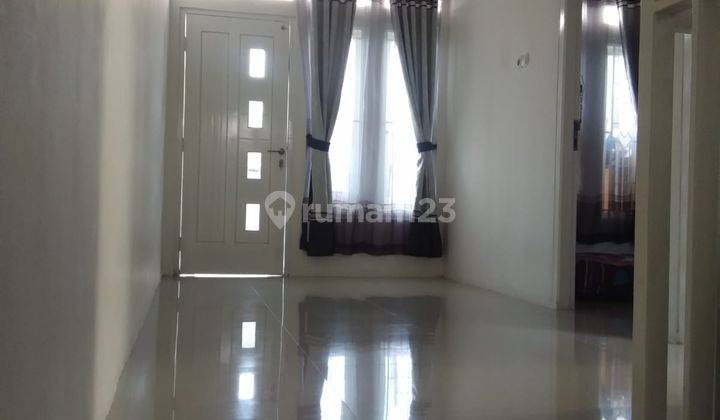 Rumah 2 Lantai Bagus Unfurnished SHM di Villa Mutiara Gading, Bekasi(B0635) 2