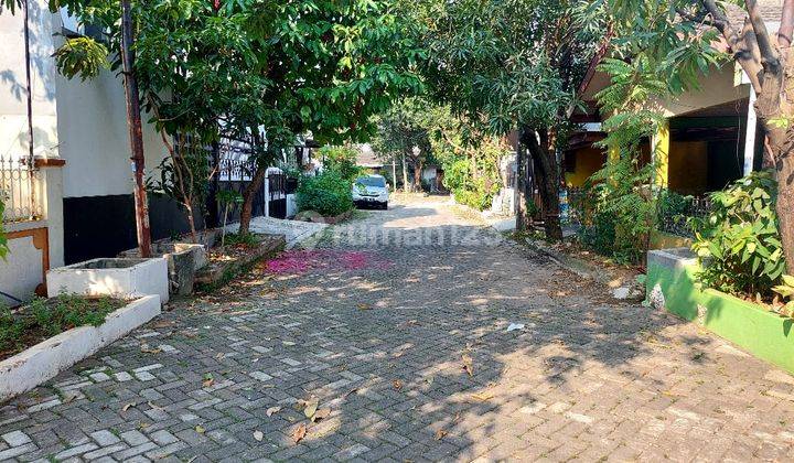 Rumah 2 Lantai Bagus SHM di Harapan Indah, Bekasi B0446 2