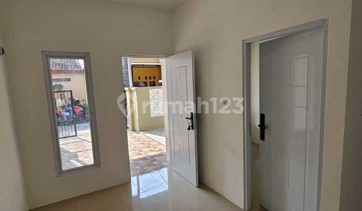 Dijual Rumah Strategis di Taman Wisma Asri  Bekasi(C0858) 2