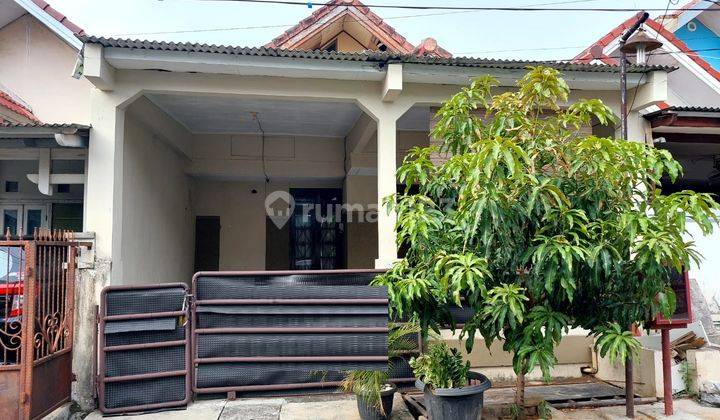 Rumah Bagus Unfurnished SHM di Taman Harapan Baru , Bekasi b1105  1