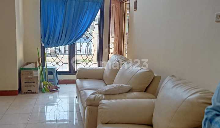 Disewakan Rumah di Cluster Harapan Indah Bekasi (Wati )