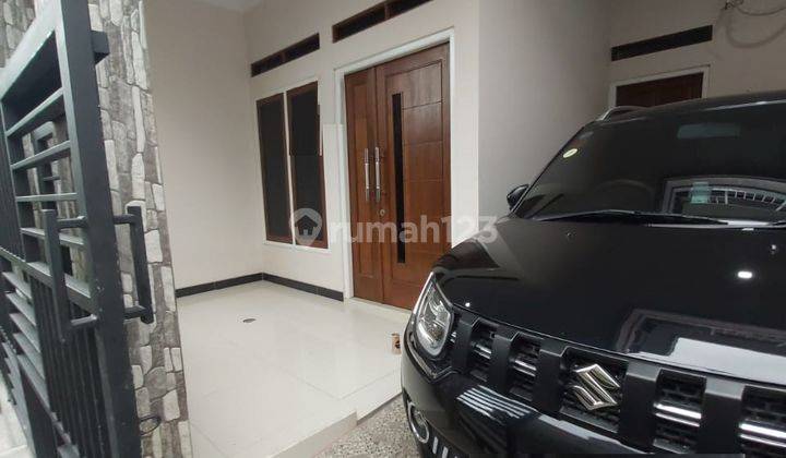 Rumah 2 Lantai Bagus SHM di Duta Kranji, Bekasi(B0252) 2