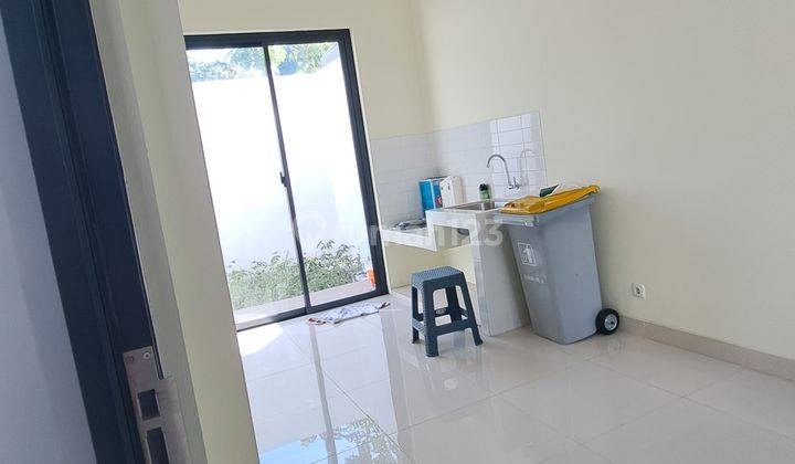 Rumah 2 Lantai Bagus SHM di Cluster Harapan Indah Bekasi, Bekasi b0566  2