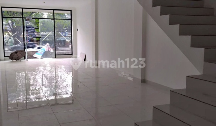 For Rent 3-Story Shop House Ready to Occupy Beside Transyogie Main Road 2