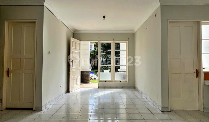 Disewakan Rumah Nyaman Terawat di Legenda Wisata Cibubur 2