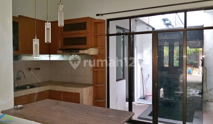 For Rent: Comfortable Well-Maintained House, Strategically Located in Cibubur Legend Tourist Area.