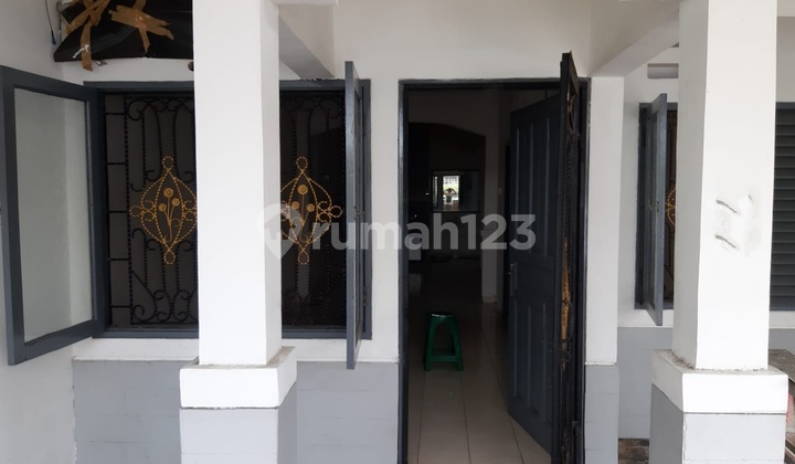 Rumah Nyaman Terawat Harga Murah di Raffles Hills Cibubur 2
