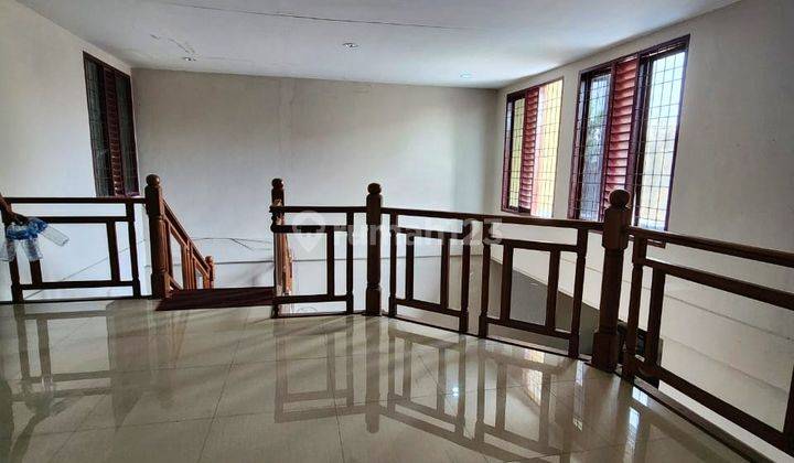 Rumah Luas Harga Bagus di Lokasi Strategis Pulogadung, Jakarta 2