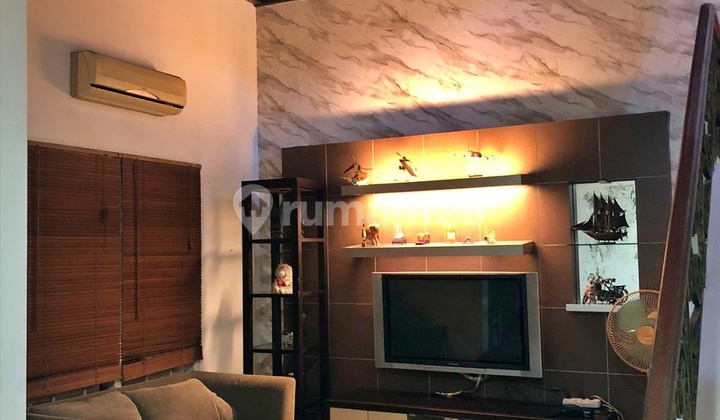 Rumah Fasilitas Oke Punya di Lokasi Cozy Kota Wisata Cibubur Rumah Fasilitas Oke Punya di Lokasi Cozy Kota Wisata Cibubur