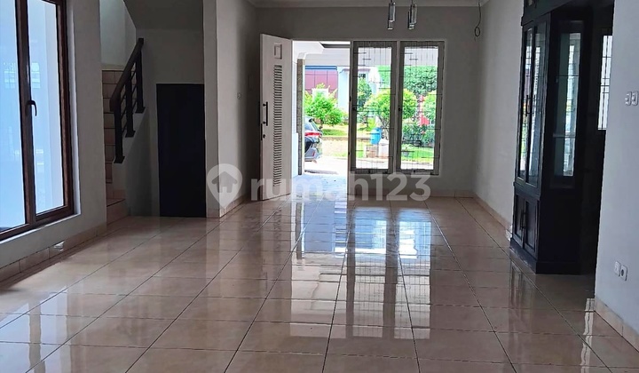 Rumah Luas Harga Bagus di Lokasi Favourite Legenda Wisata Cibubur 2