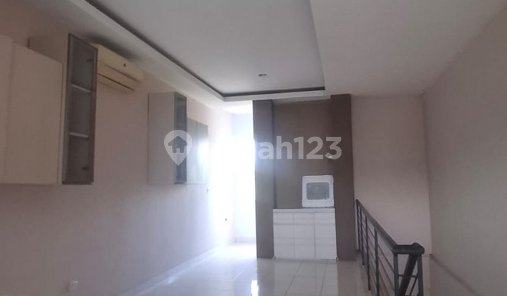 2-Storey Ruko Ready to Occupy and Well-Maintained in Legenda Wisata Cibubur 2