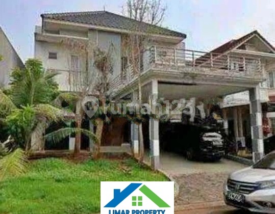 Spacious House at a Good Price in the Favorite Location of Cibubur Tourist City Spacious House at a Good Price in the Favorite Location of Cibubur Tourist City