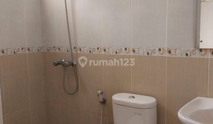 Rumah Bagus Rapi 2 Lantai di Coatesville Kota Wisata 2