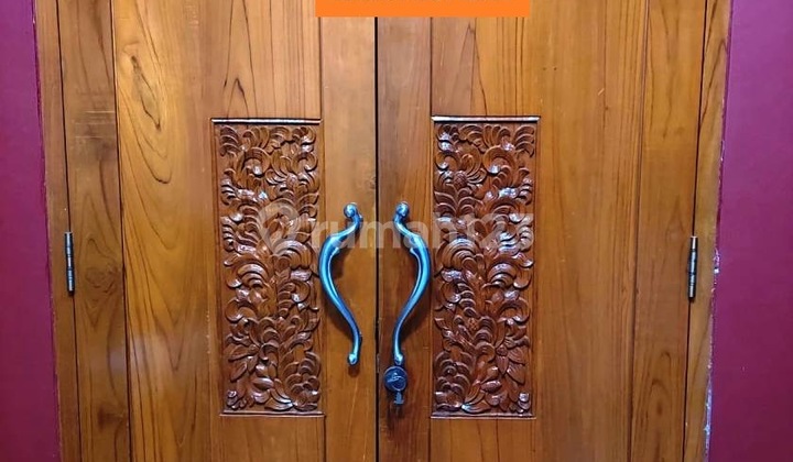 Luxury House with Old Teak Gebyok, Affordable, Golf Hill Cibubur 2