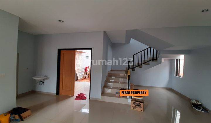 Rumah Minimalis 2 Lantai Bulevard Perum Citra Gran Cibubur 2