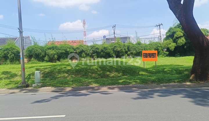 Wide Plot Ready to Build Boulevard at Citra Gran Cibubur Housing Wide Plot Ready to Build Boulevard at Citra Gran Cibubur Housing