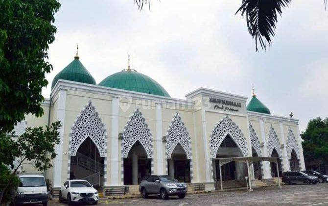Cepat Rumah Bagus 2 Lantai Besar Lt 240 Lb 380 Harga Nego di Kota Wisata