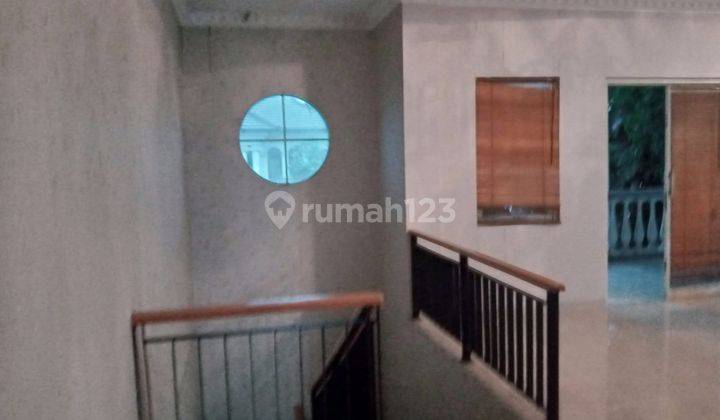 Cepat Rumah Besar 2 Lantai Bagus Lt 308 Lb 350 di Legenda Wisata