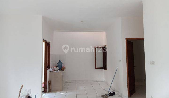 Dijual Cepat Rumah Bagus Lega Rapih Lt 130 Lb 60 Harga Murah di Limus Pratama 2