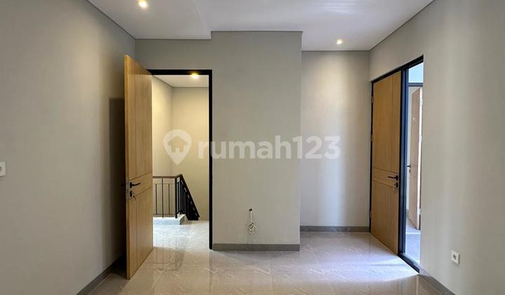 kota wisata rumah minimalis 2 lantai rapih siap huni lt 128 lb200 2