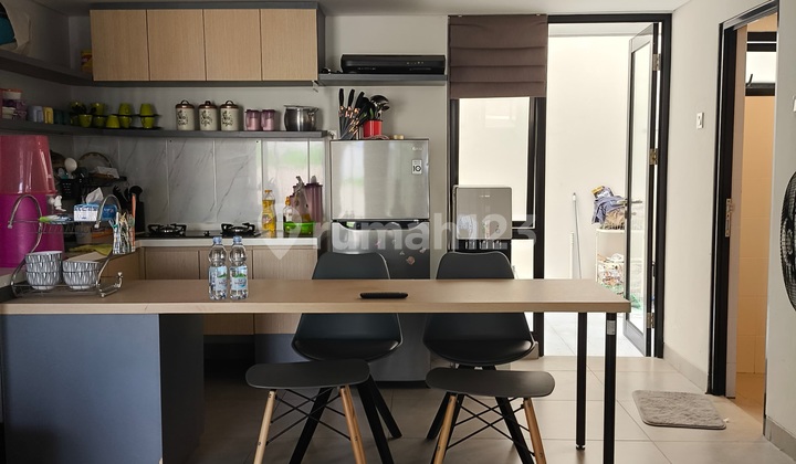 legend of affordable, comfortable, good house for living, land area 60, building area 57, negotiable