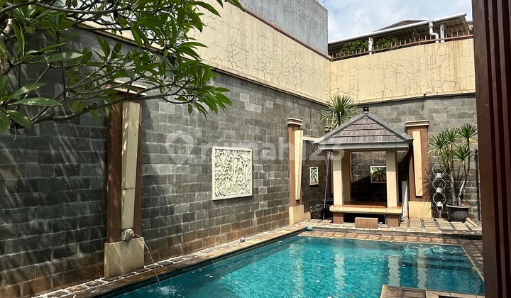 Kota Wisata Rumah Megah 2 Lantai Bagus Kolam Renang Lt465 Lb316