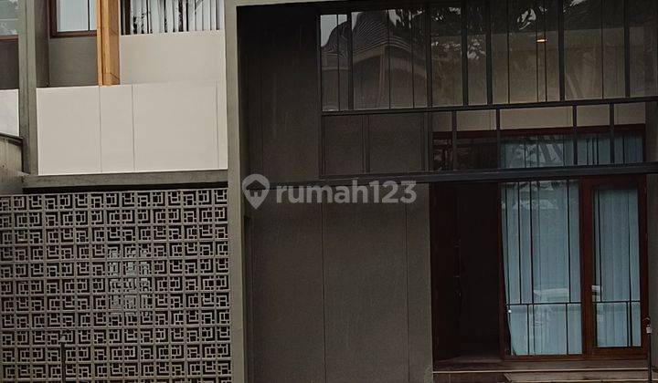 Dijual Rumah 2 Lt Siap Huni Bagus di Alam Sutera Harga Nego 1