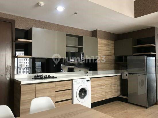 2 BR Full Furnish Apt M town Signature Summarecon Serpong View Pool 2