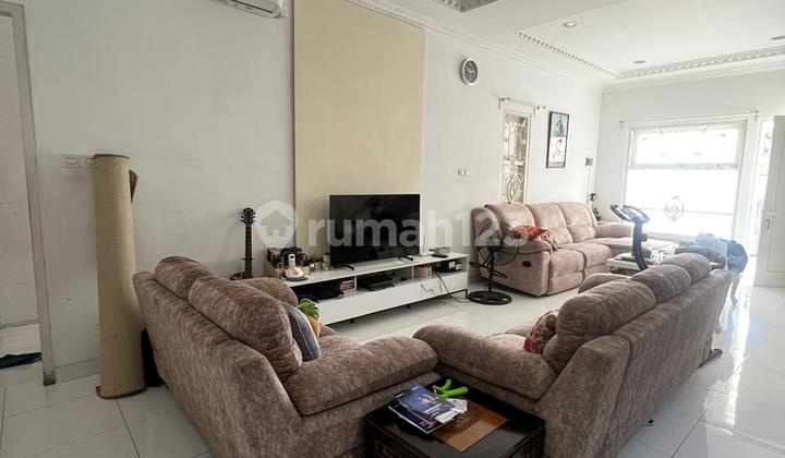 Rumah 2Lt Hook Siap Huni dan Asri di Villa Melati Mas Serpong Harga Nego