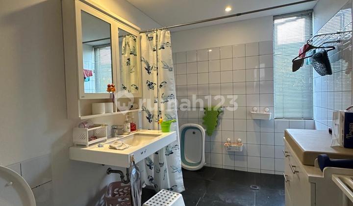 Rumah 2lt Besar View Golf siap huni di kawasan Pondok Hijau Golf (PHG) Gading Serpong harga nego 1