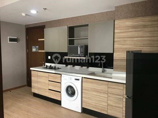 2 BR Full Furnish Apt M town Signature Summarecon Serpong View Pool 1