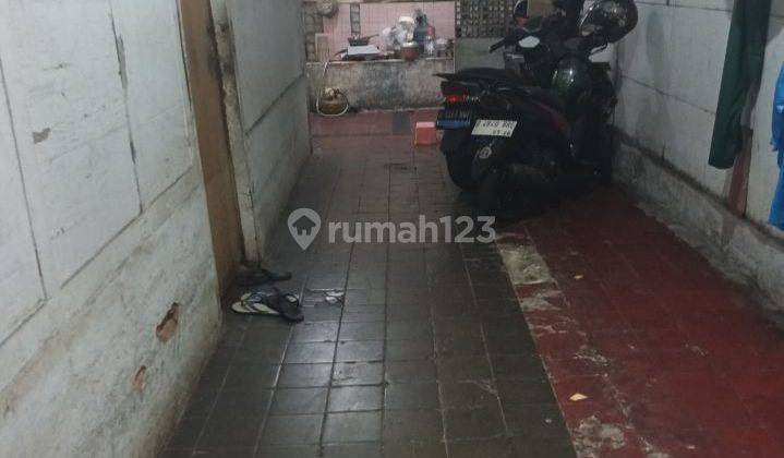 Dijual Rumah Hitung Tanah Di Hayam Wuruk Jakarta 2